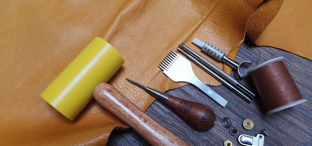 Kit outils pour le travail du cuir - 15 pièces