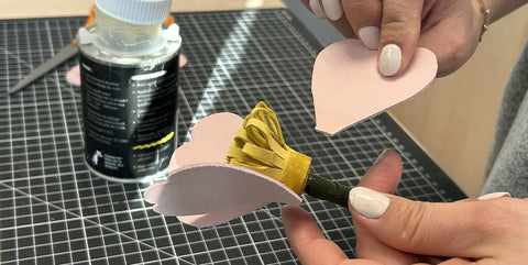 DIY fleurs en cuir