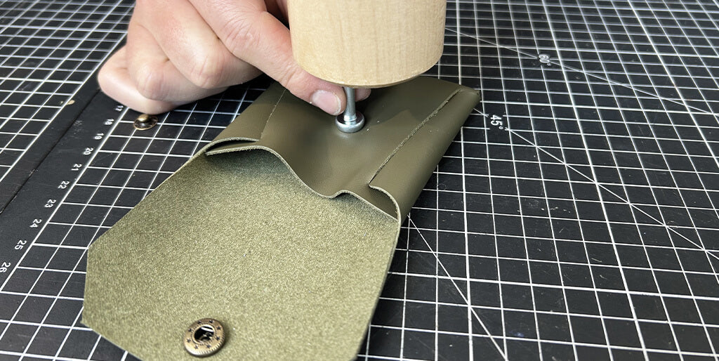tuto mini-pochette en cuir