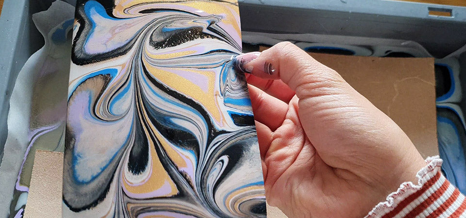 Leather marbling paint