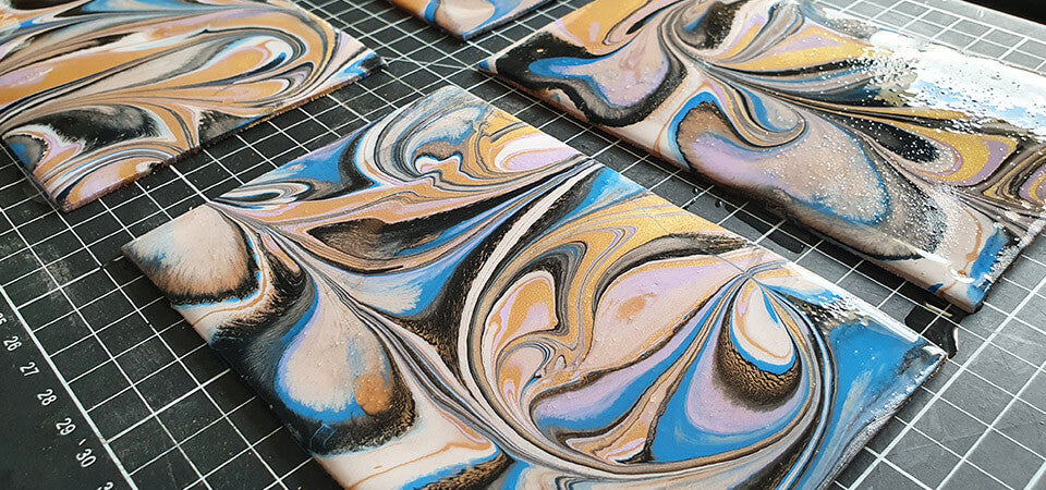 Leather marbling paint