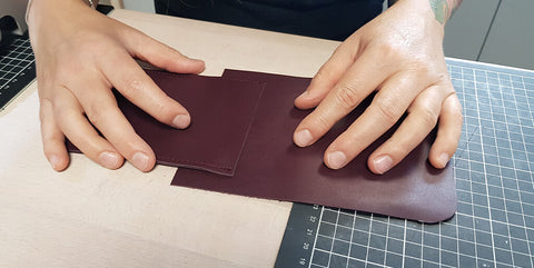 DIY pochette téléphone en cuir