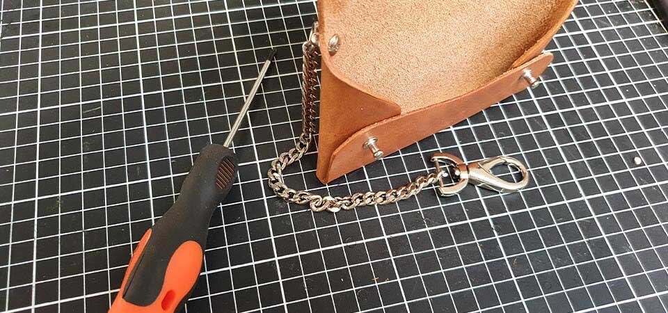 DIY petite pochette cuir