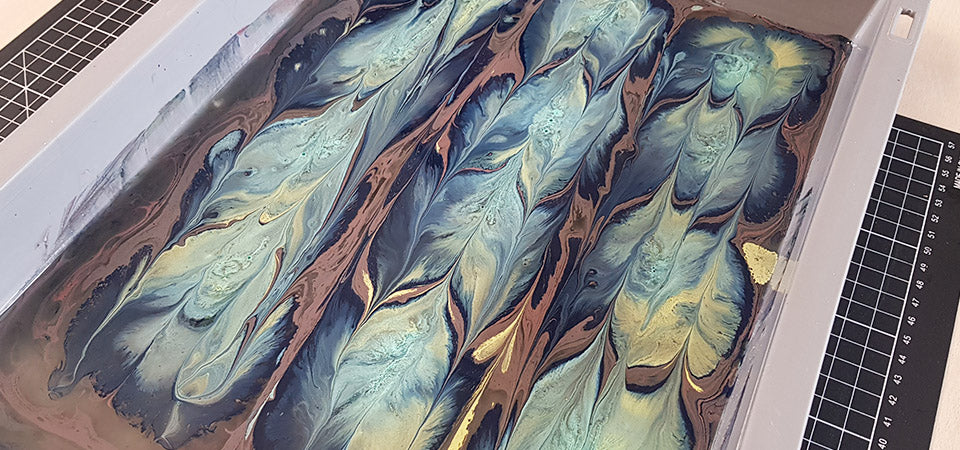 Leather marbling paint