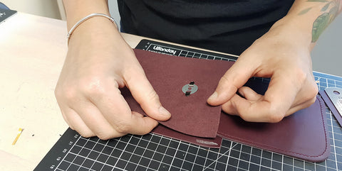 DIY pochette en cuir