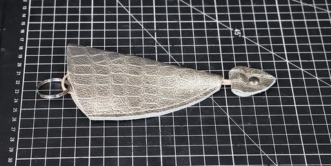 DIY cloche à clés en cuir