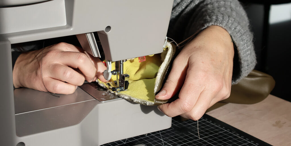 chaussette de Noël en cuir - botte cheminé