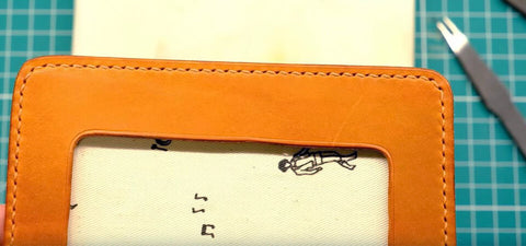 Tuto porte-passeport en cuir