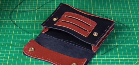 Blague à tabac en cuir