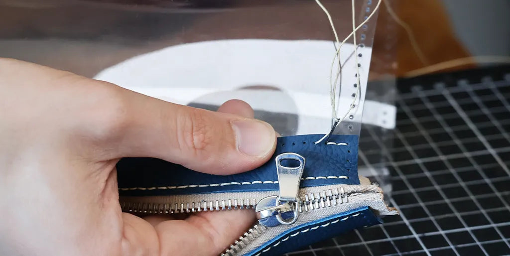 DIY transparent pouch PVC stitching