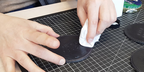 DIY sous-verres en cuir