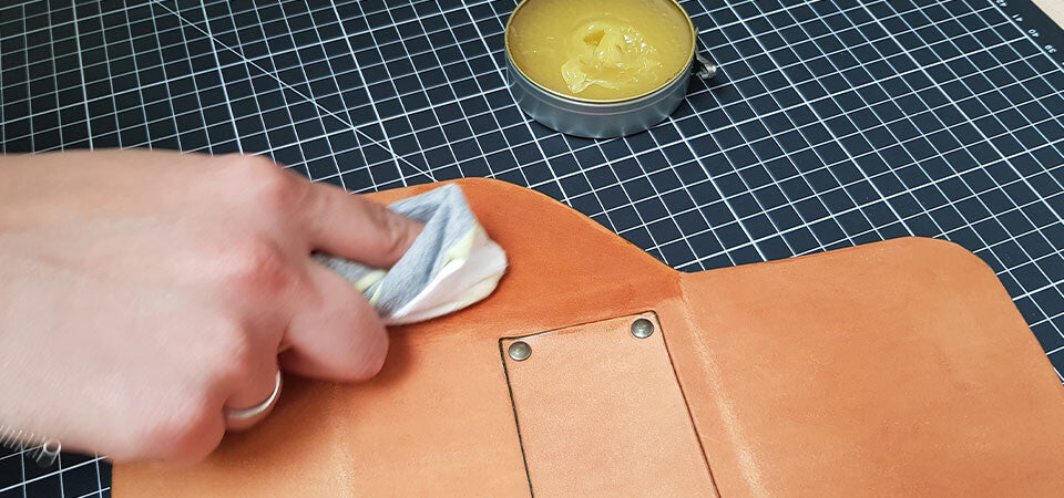 Cirage du cuir