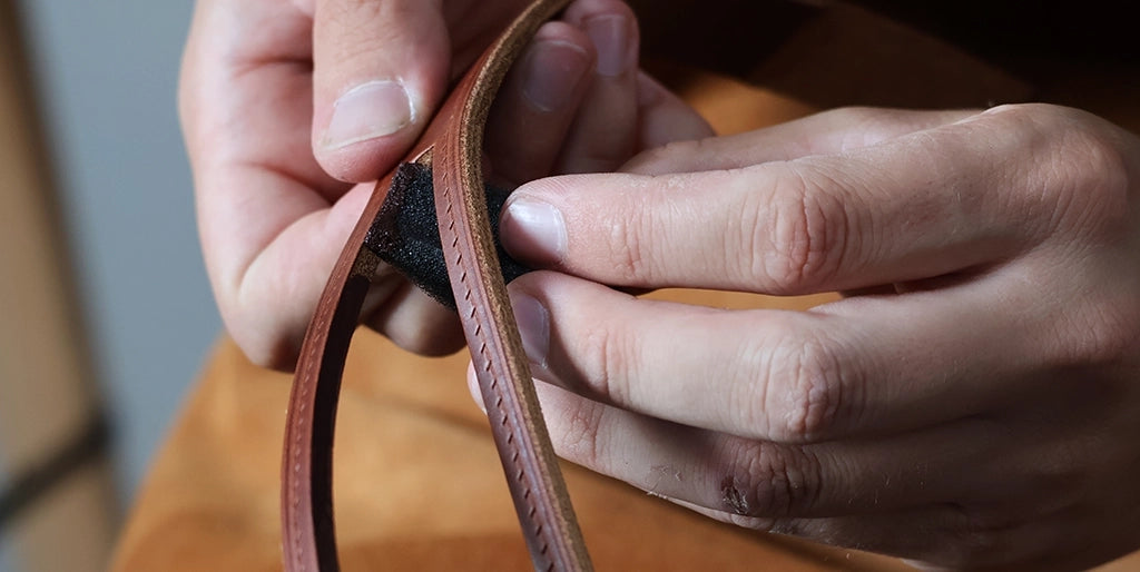 teinter tranches cuir lanière