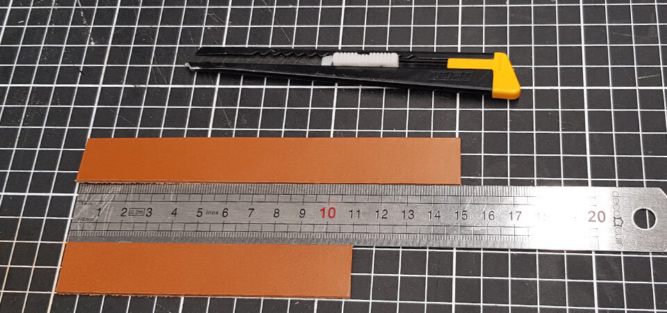 support téléphone en cuir