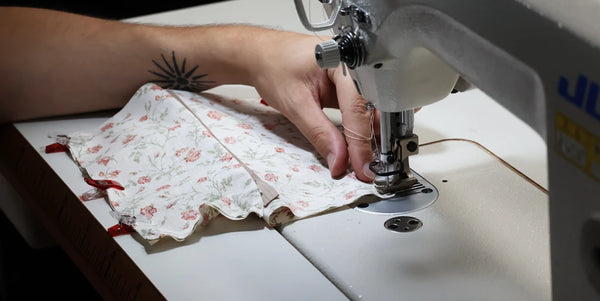Sew the pocket sides