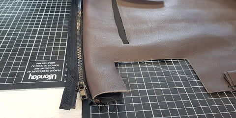 DIY Kulturbeutel aus Leder