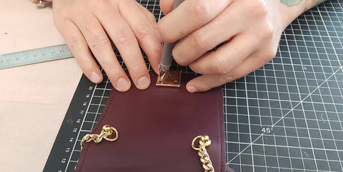 DIY pochette cuir