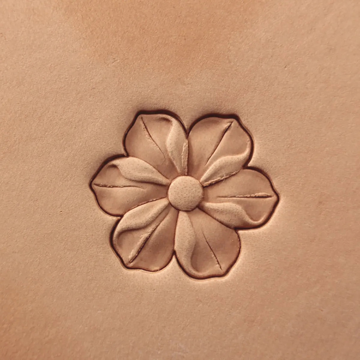 Matoir cuir fleur - Sergey Neskromniy n° 470