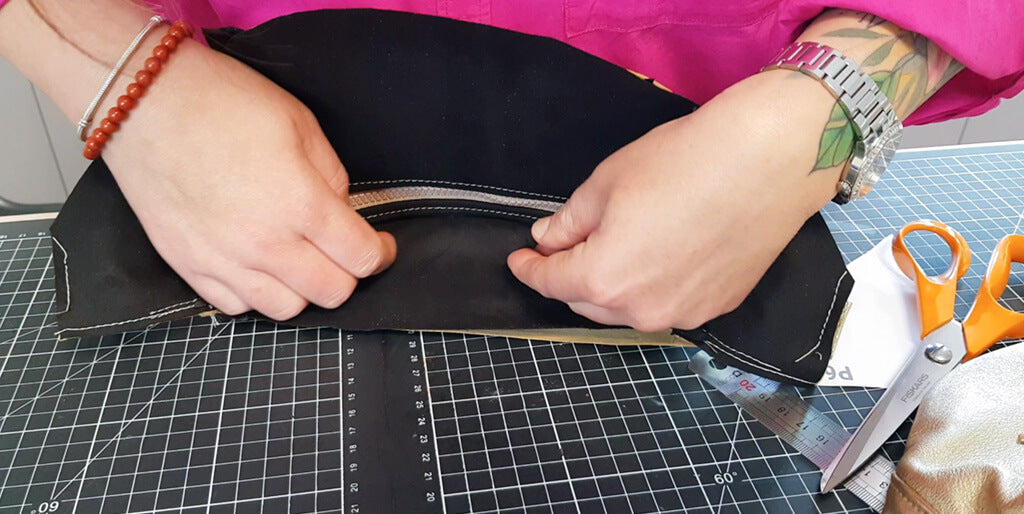 pochette banane cuir tuto