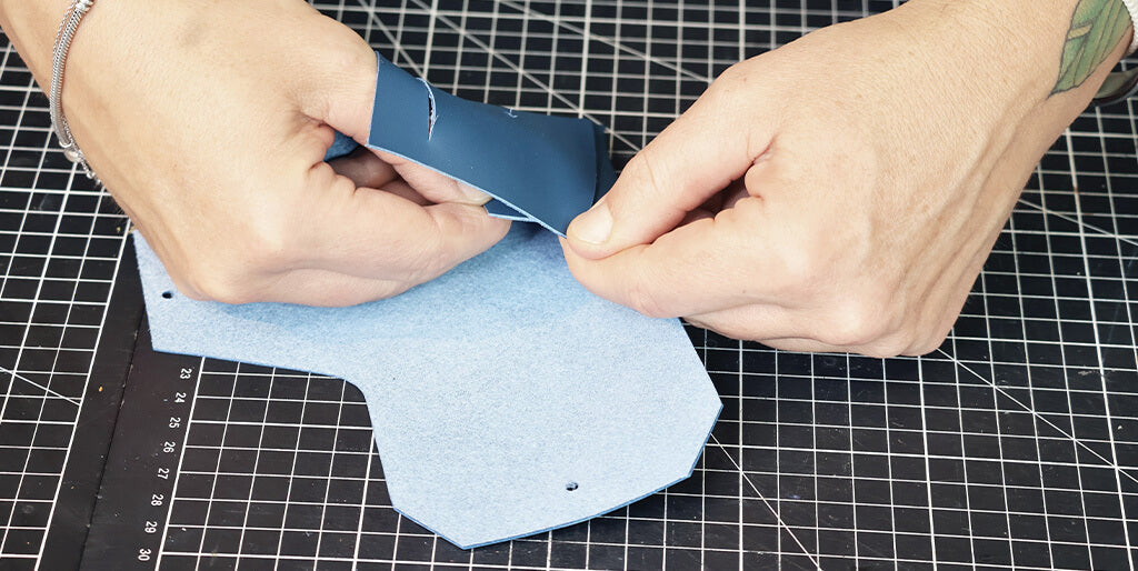 tuto mini-pochette en cuir