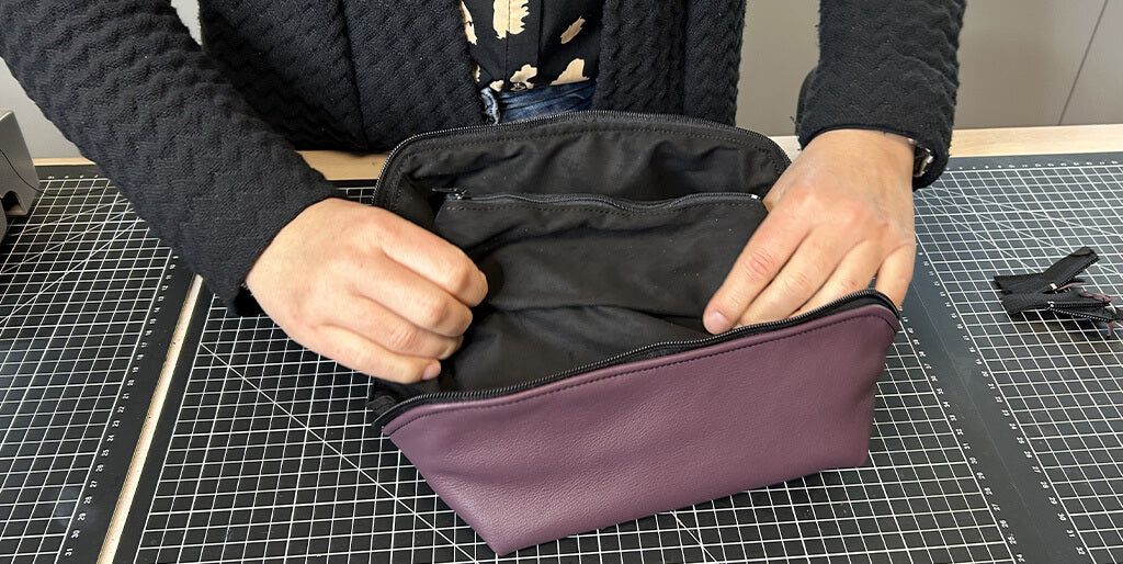 trousse de toilette en cuir