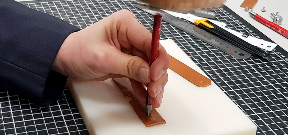 leather phone holder