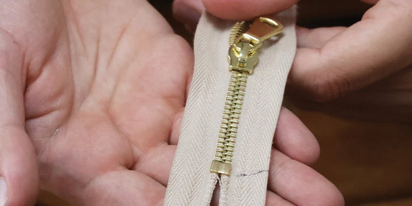 Zipper stop