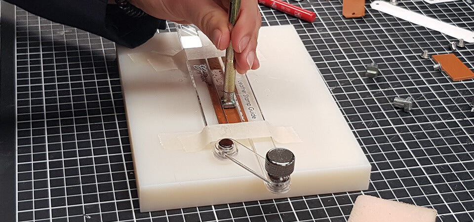 leather phone holder