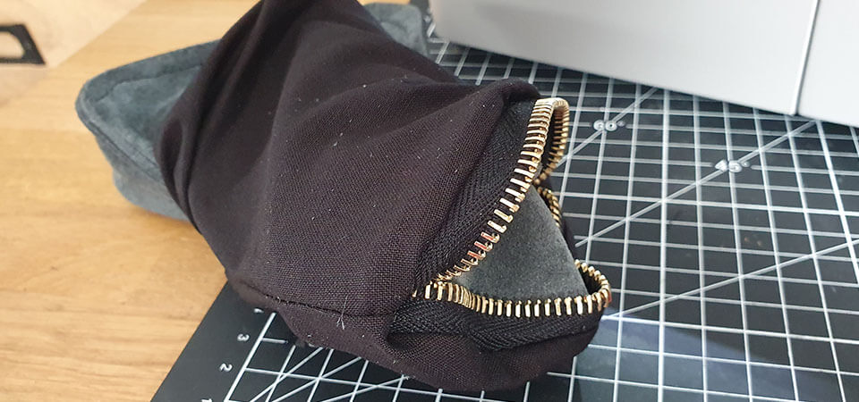 pochette téléphone