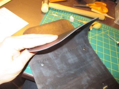 tutoriel sacoche moto cuir