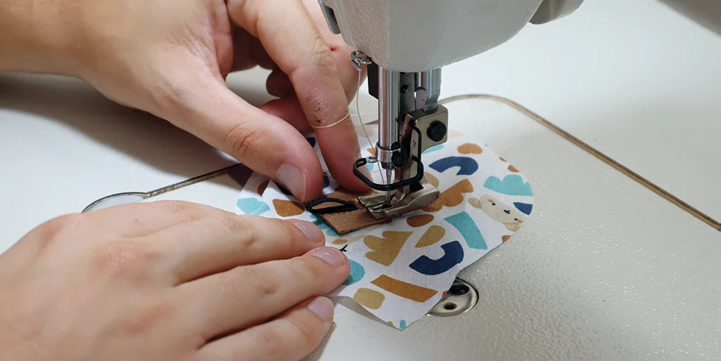 couture languette elastique chaussons