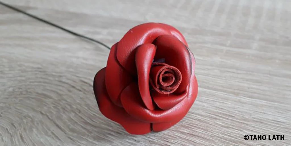 fleur en cuir tutoriel