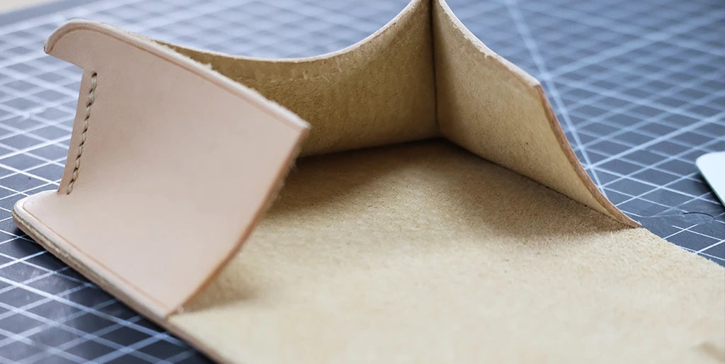 tutoriel Deco Cuir pochette en cuir